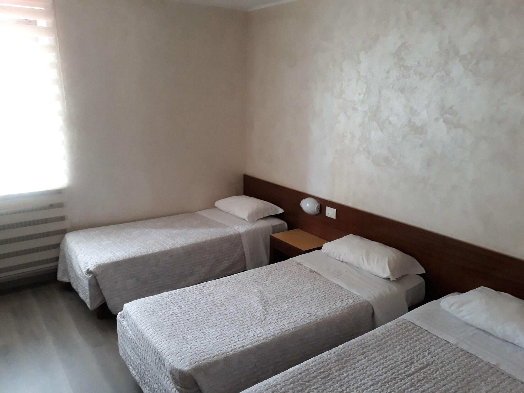 Hotel San Giorgio Удине Екстериор снимка