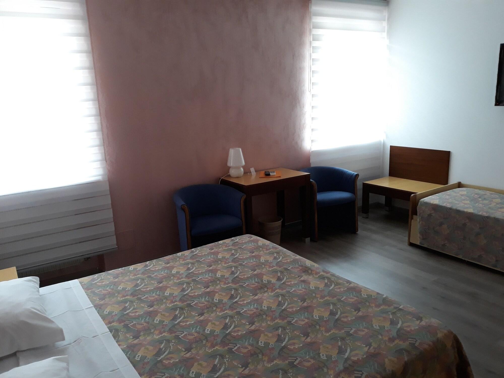 Hotel San Giorgio Удине Екстериор снимка