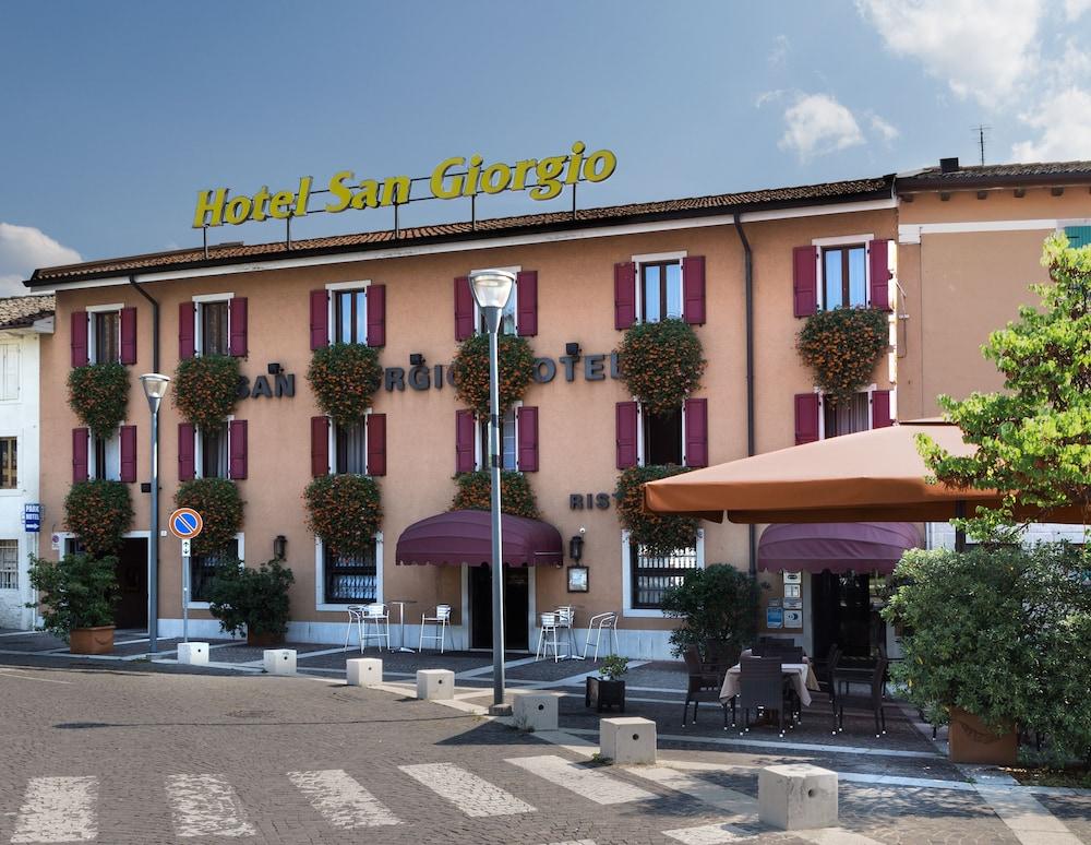 Hotel San Giorgio Удине Екстериор снимка
