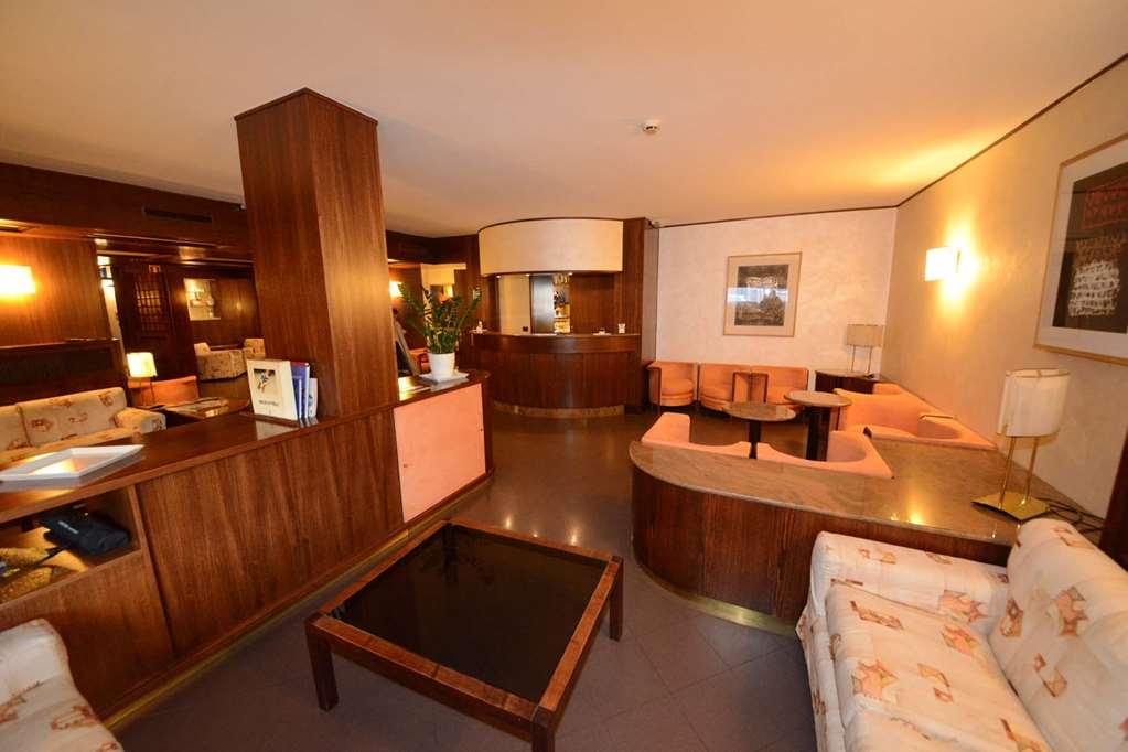 Hotel San Giorgio Удине Интериор снимка