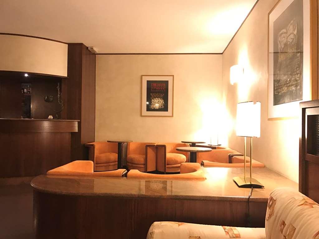 Hotel San Giorgio Удине Ресторант снимка